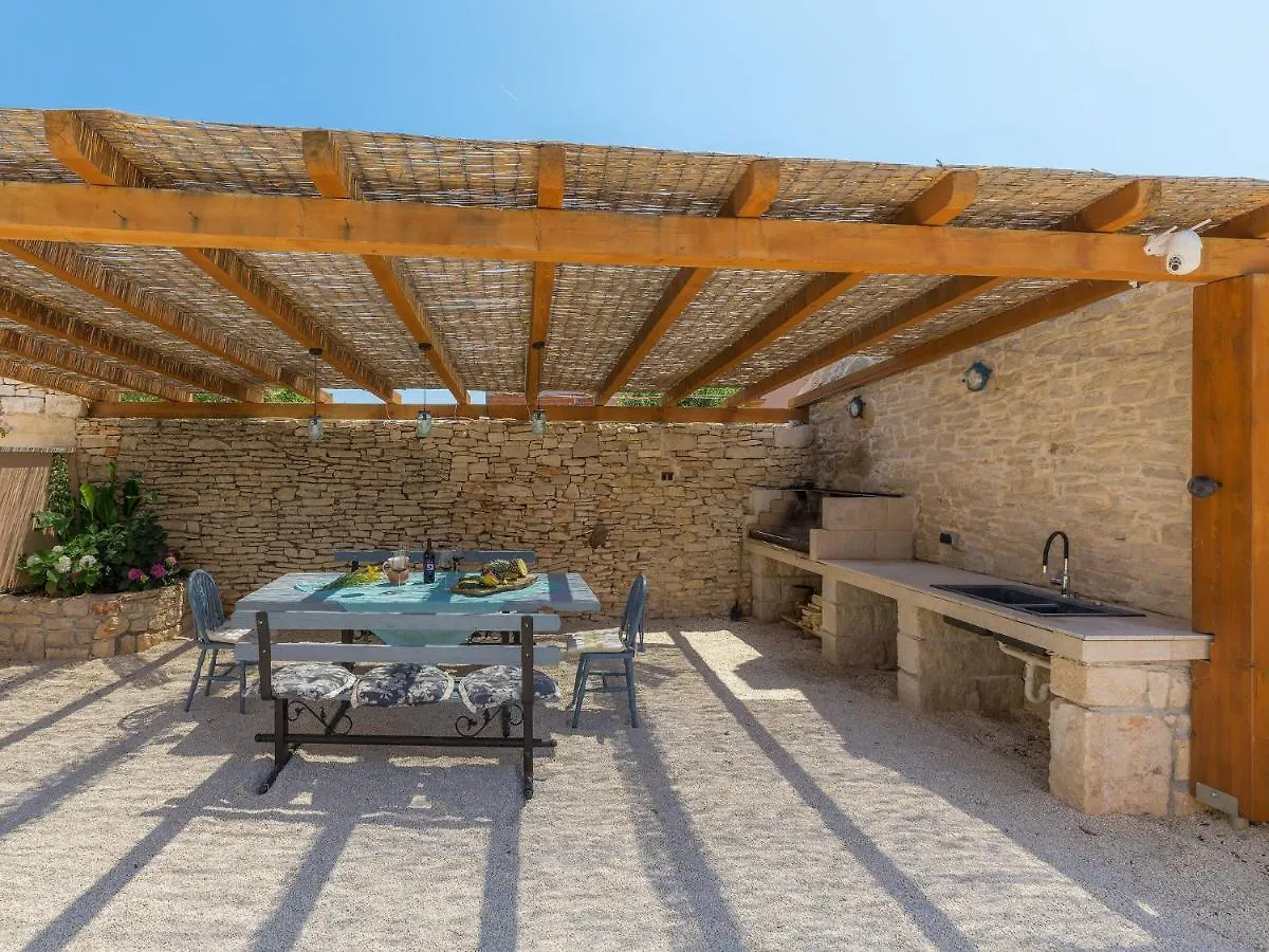 Holiday Home Antonina By Interhome Liznjan